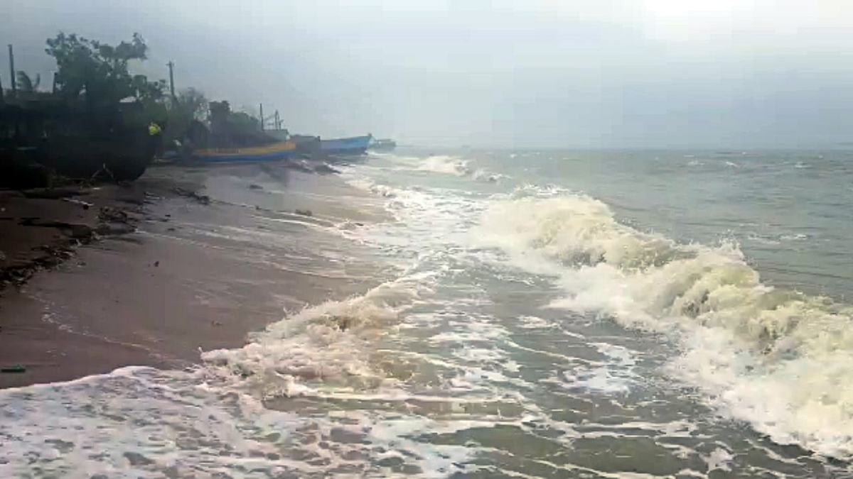 একের পর এক বিধ্বংসী ঝড়ের শঙ্কা বঙ্গোপসাগরে