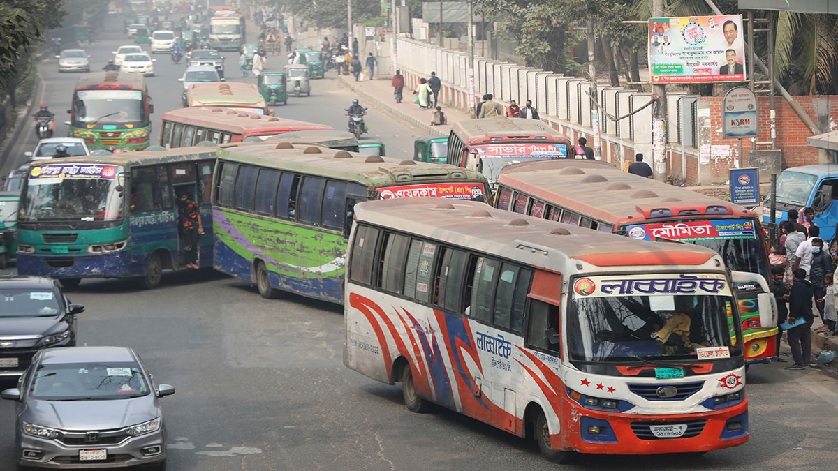 অসুস্থ মাকে দেখা হলো না ওদের