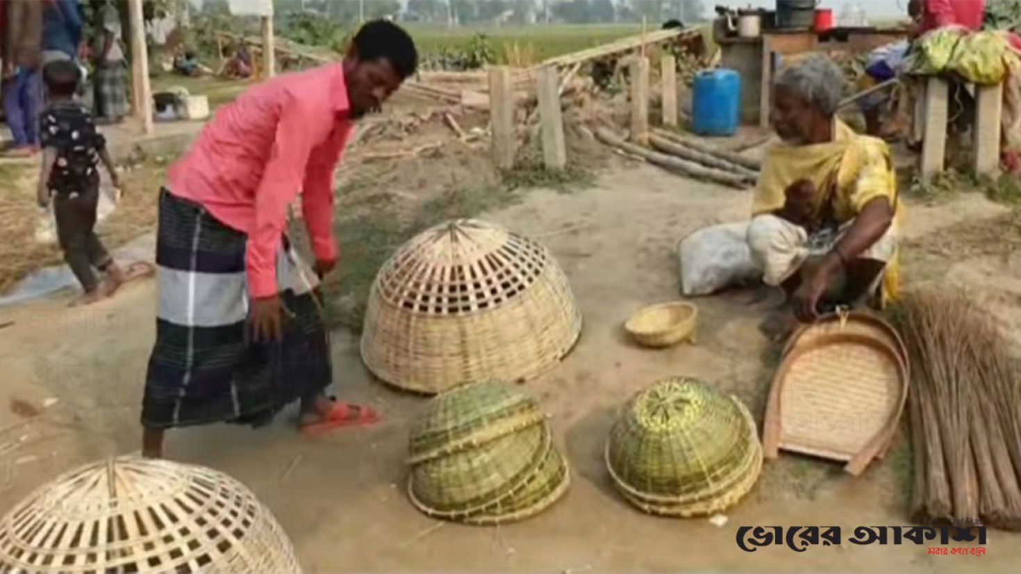 বিলুপ্তির পথে ঐতিহ্যবাহী বাঁশ-বেত শিল্প