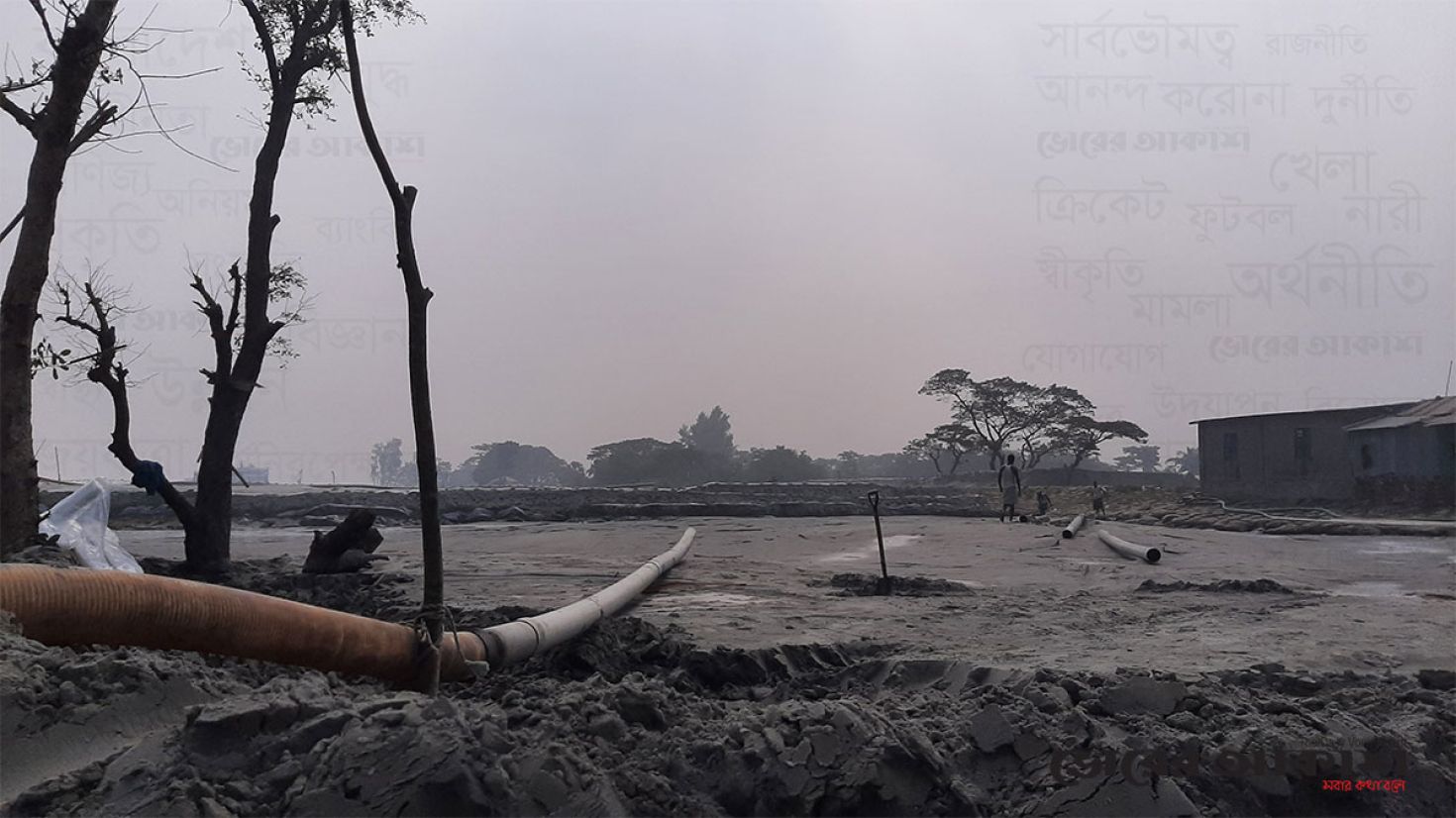 নদী থেকে অবাধে উত্তোলন হচ্ছে বালু