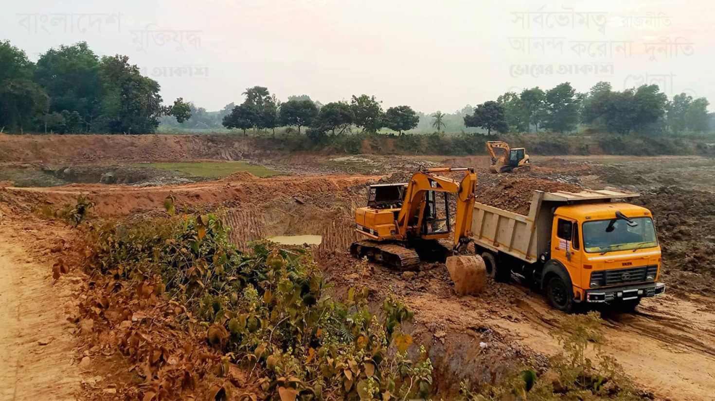 ভালুকায় টিলা কেটে হাতিয়ে নেয়া হচ্ছে লাখ লাখ টাকা: বিরান হচ্ছে বনভূমি