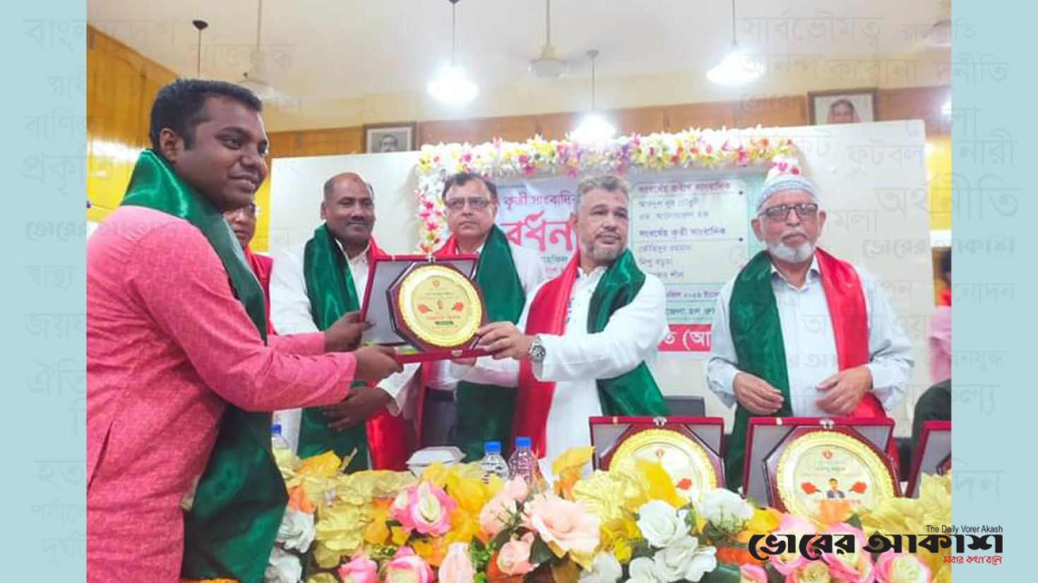 আনোয়ারা সাংবাদিক সমিতির প্রবীণ ও কৃর্তি সাংবাদিক সংবর্ধনা