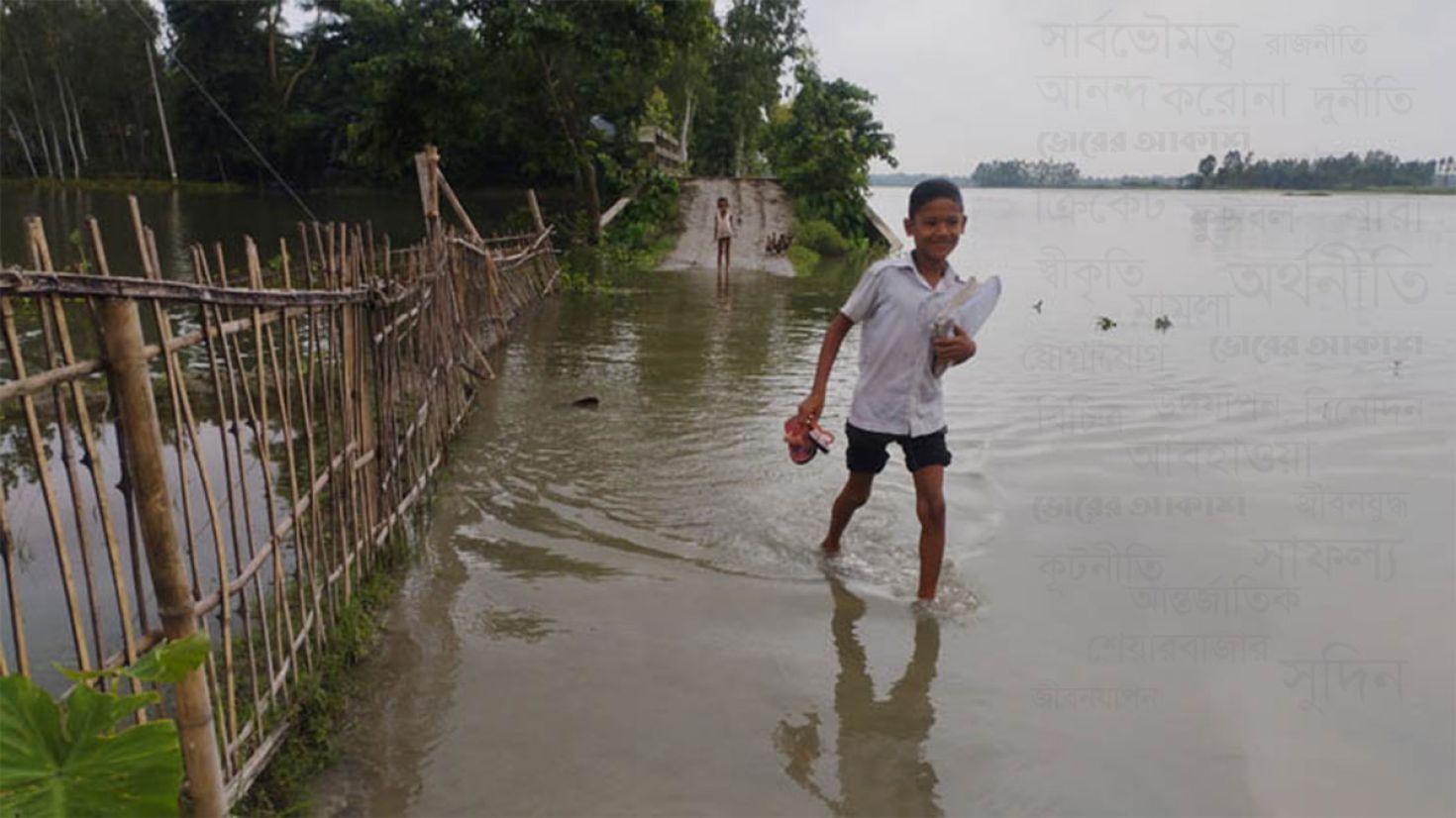 বাড়ছে নদনদীর পানি, দুশ্চিন্তায় নদীপাড়ের মানুষ