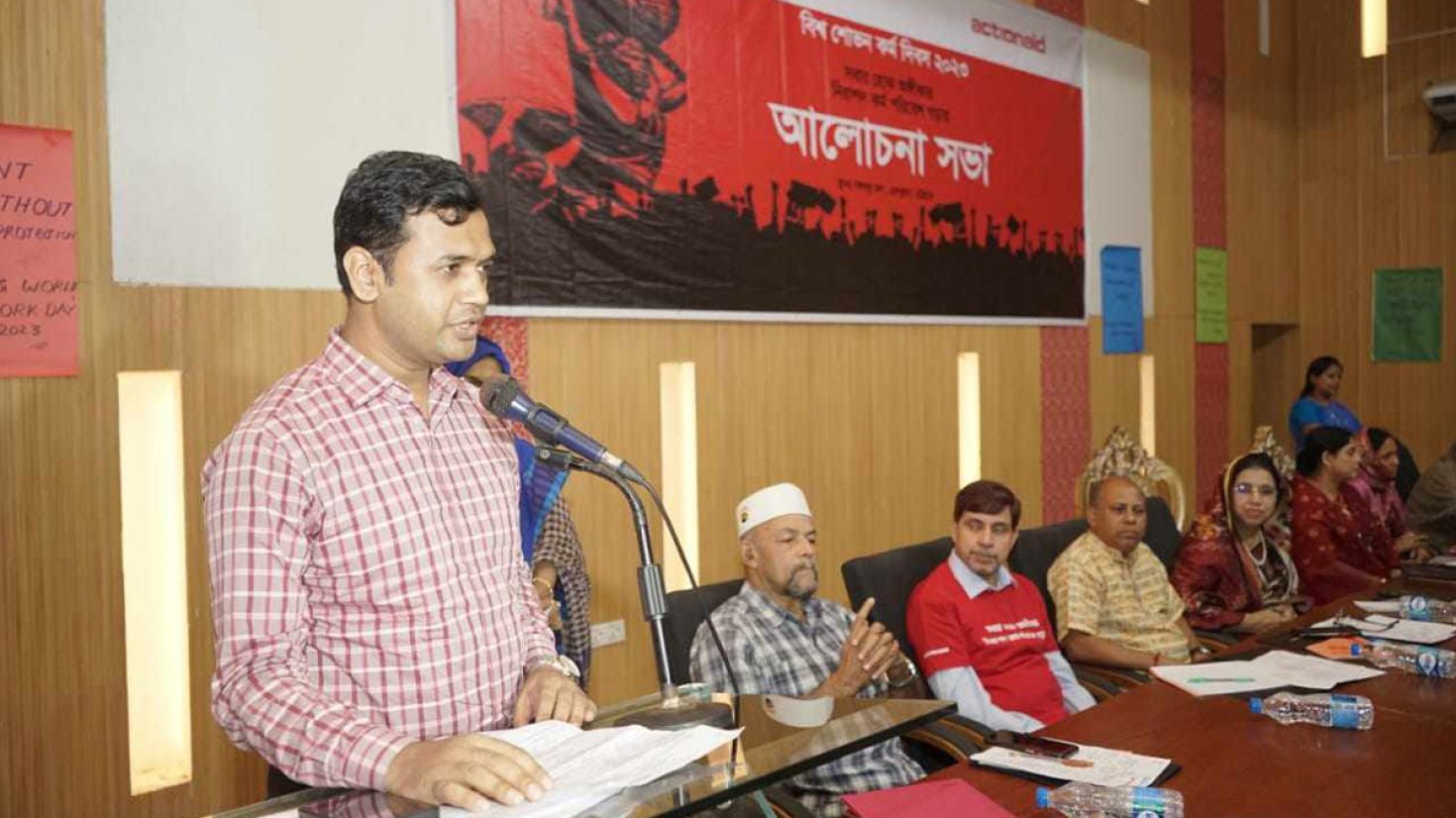 মালিক-শ্রমিকের পারস্পরিক সমঝোতায় শোভন কর্ম পরিবেশ নিশ্চিত করা সম্ভব