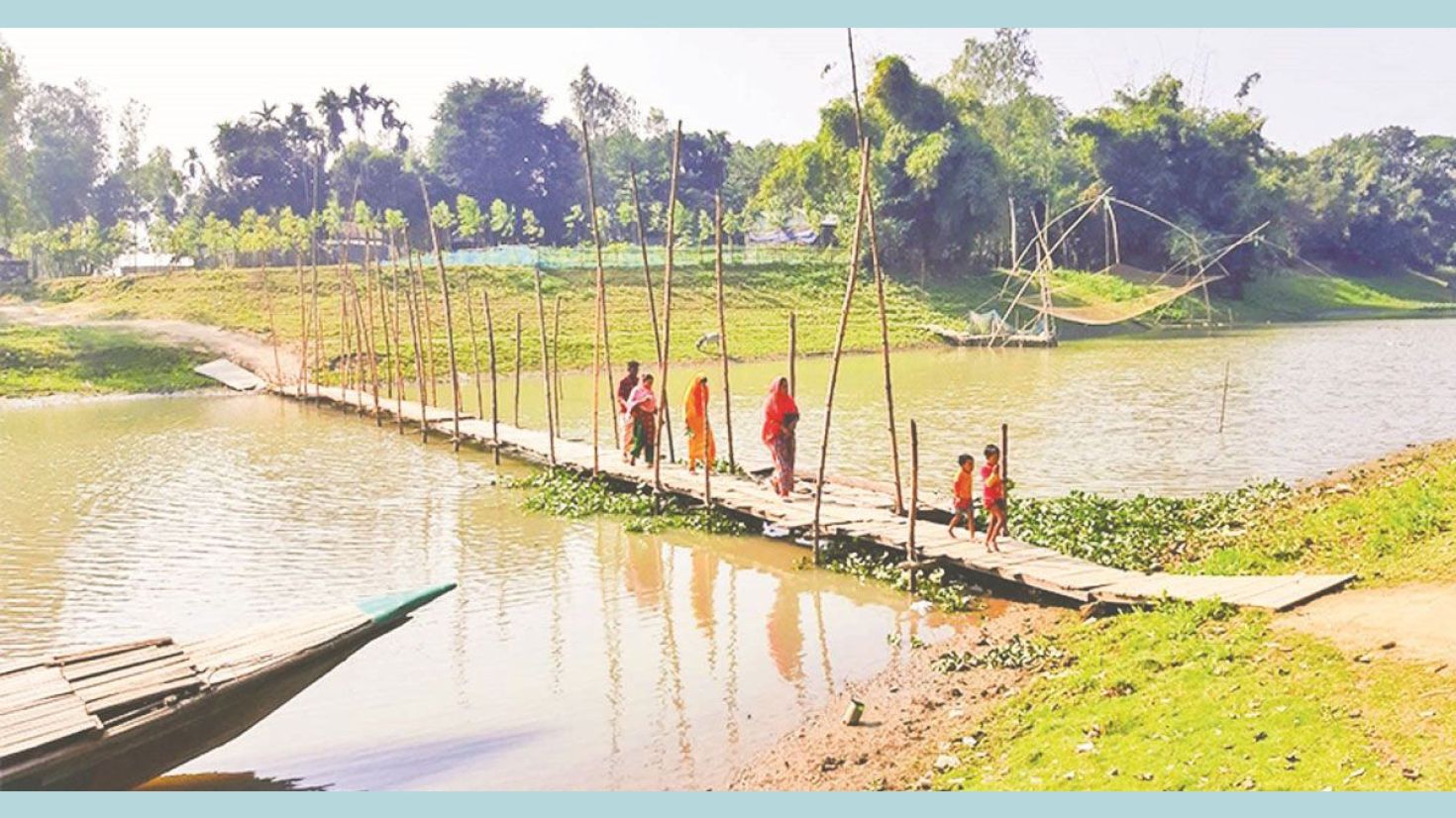 সেতু না হওয়ায় চরম দুর্ভোগে ১৫ গ্রামের মানুষ