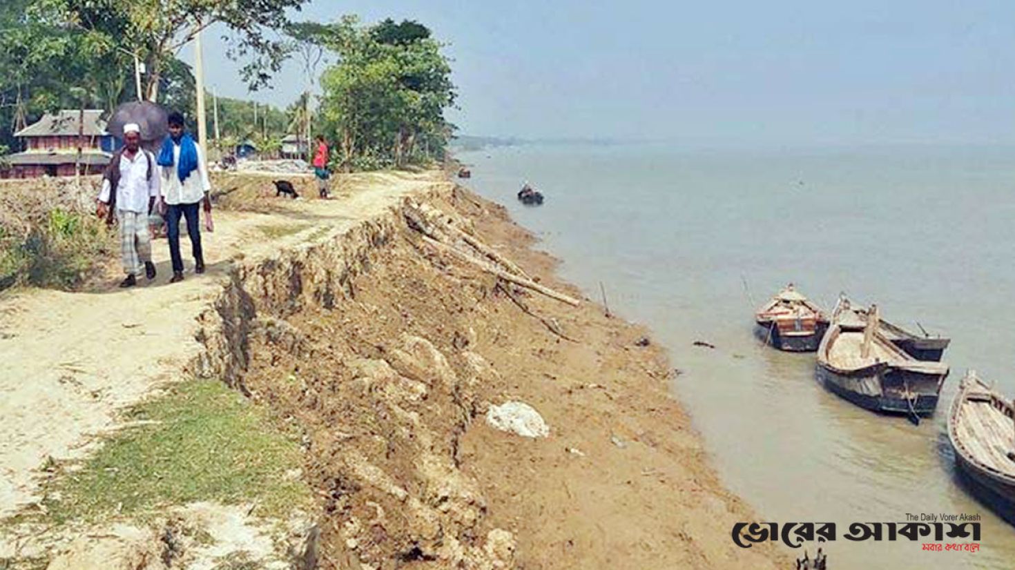 নদীর ভাঙনে বিলীন হচ্ছে শতাধিক একর জমি