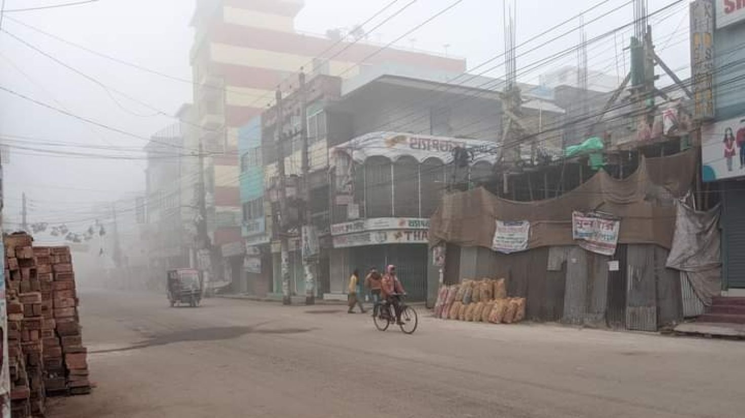 টানা ৯ দিন দেখা নেই সূর্যের, শীতে বিপর্যস্ত জনজীবন 