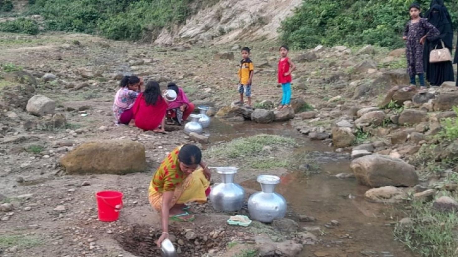 বান্দরবানে পানি সংকট তীব্র আকার ধারণ করেছে