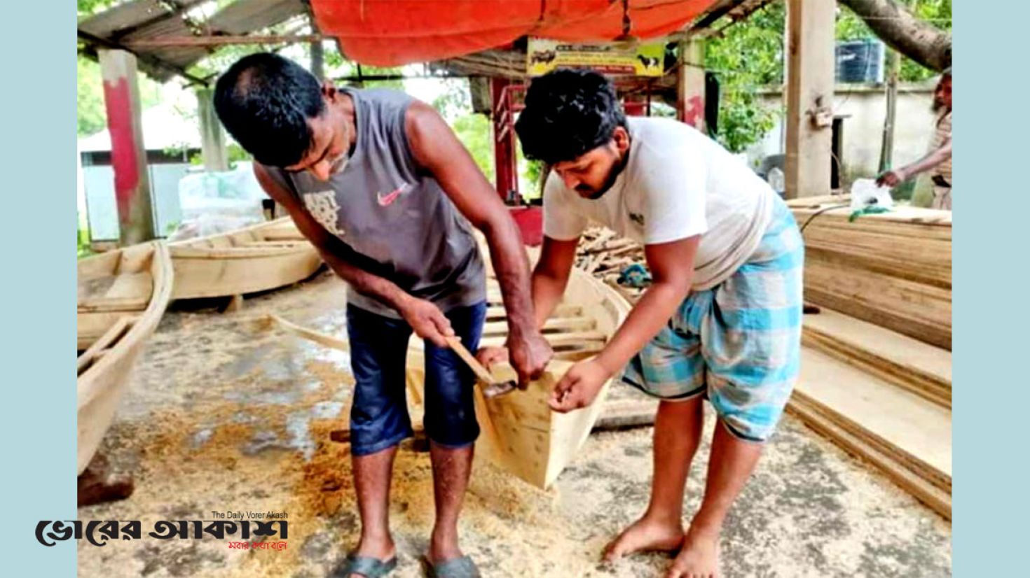 রূপগঞ্জের ২০০ বছরের পুরোনো নৌকার হাট