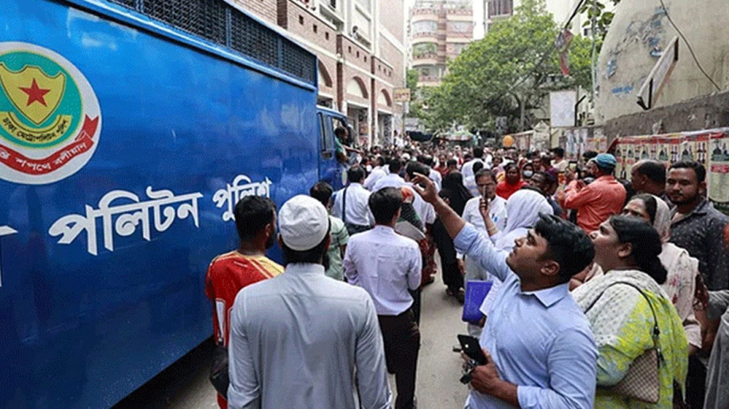 কোটা আন্দোলন ঘিরে রাজধানীতে গ্রেপ্তার ৩ হাজার ছাড়াল