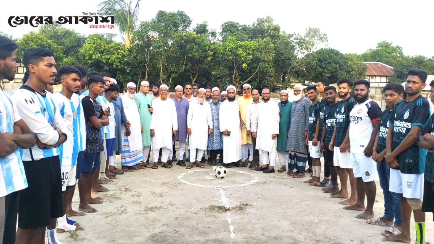 মরহুম কামরুজ্জামান বাচ্চু বেপারী স্মৃতি ফুটবল টুর্নামেন্ট উদ্বোধন