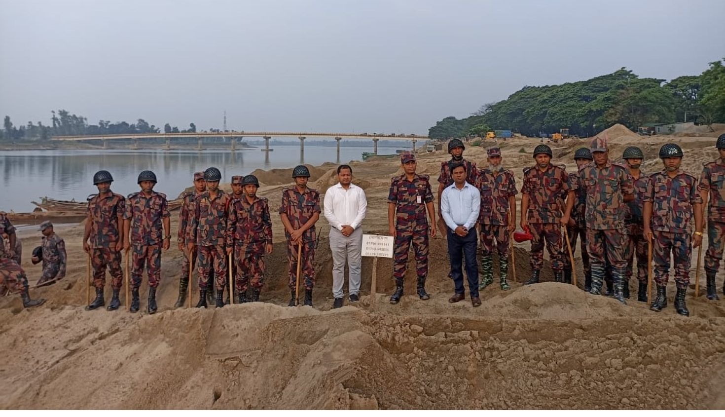 জাফলংয়ে অবৈধভাবে বালু-পাথর উত্তোলন বন্ধে টাস্কফোর্সের অভিযান