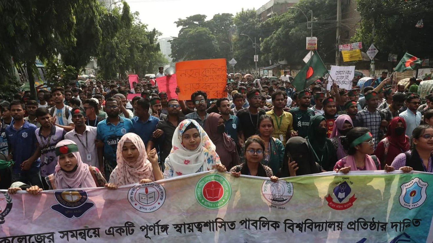 সাত কলেজের শিক্ষার্থীদের দাবির বাস্তবায়ন হোক