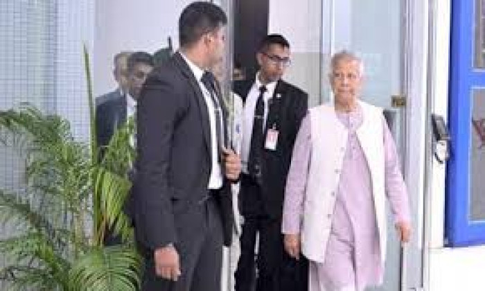 হোটেল লবিতেই একাধিক বৈঠক করবেন প্রধান উপদেষ্টা হোটেল লবিতেই একাধিক বৈঠক করবেন প্রধান উপদেষ্টা