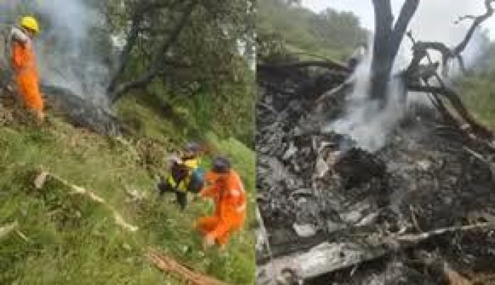 ভারতে হেলিকপ্টার বিধ্বস্ত, পাইলটসহ নিহত ৭ ভারতে হেলিকপ্টার বিধ্বস্ত, পাইলটসহ নিহত ৭