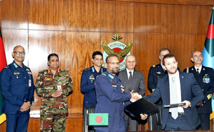 বিমানবাহিনীতে যুক্ত হচ্ছে ‘ইউরোফাইটার টাইফুন’ যুদ্ধবিমান