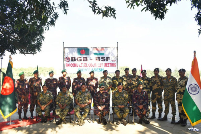  বিজিবি ও ভারতীয় বিএসএফ ব্যাটালিয়ন অধিনায়ক পর্যায়ে সৌজন্য সাক্ষাৎ