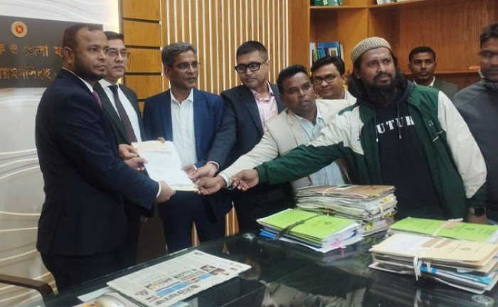  বিএনপি-জামায়াতসহ ১২ জনের মনোনয়নপত্র দাখিল