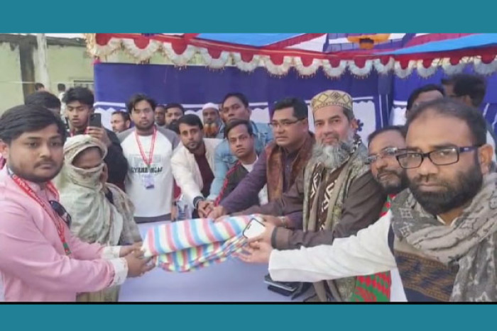 আশুলিয়ায় "আলো রক্তদানকারী জনকল্যাণ" সংগঠনের উদ্যোগে কম্বল বিতরণ